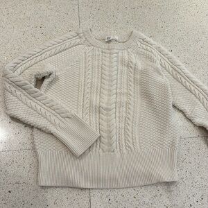 Gap cream cable knit sweater